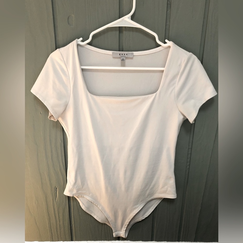 White Short-sleeve Bodysuit